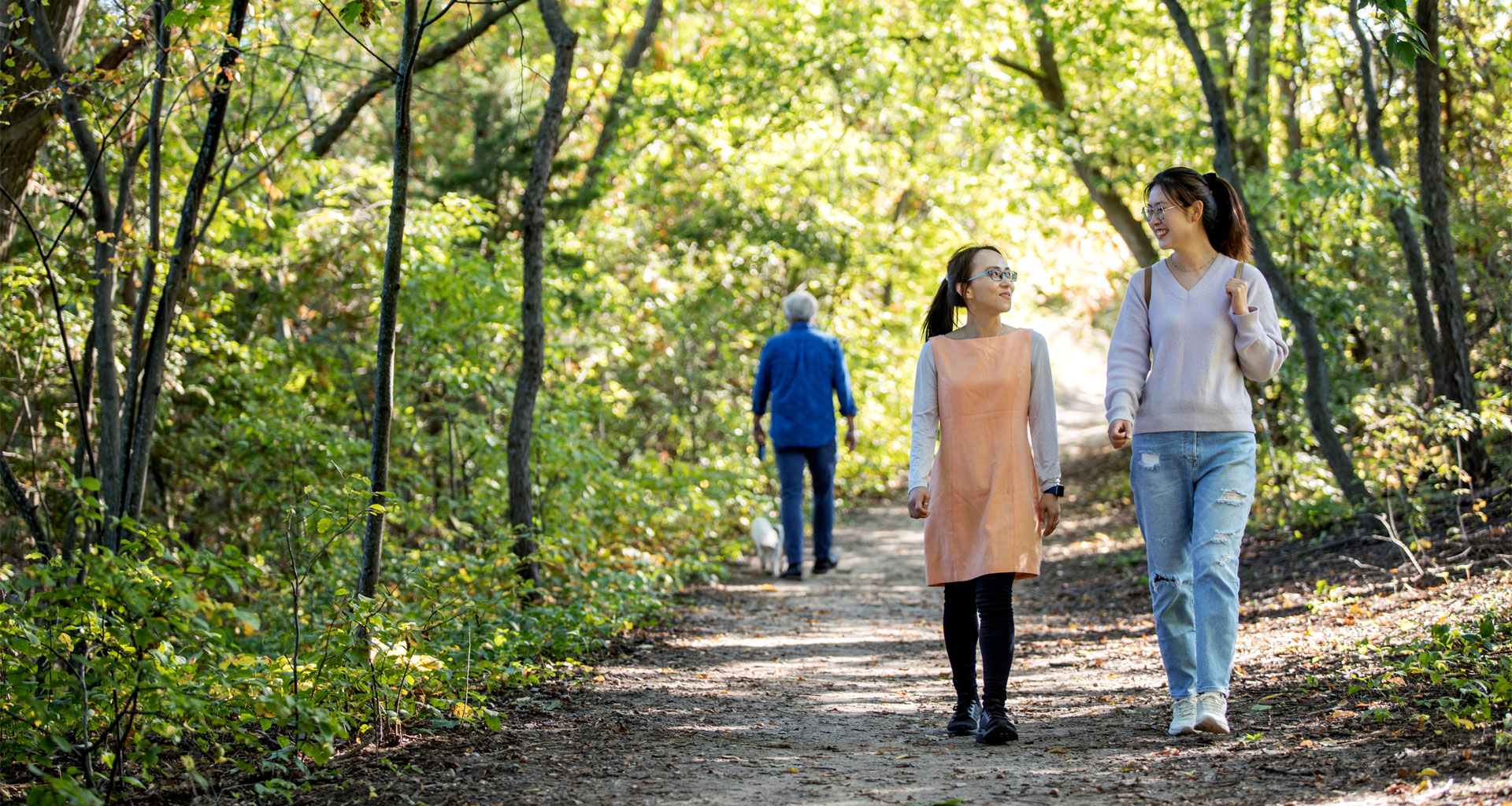 Hiking Path along Barrie's waterfront